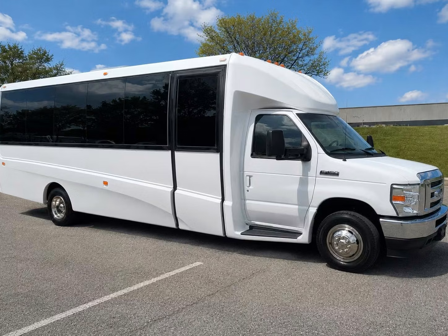 post falls 20 passenger minibus rental