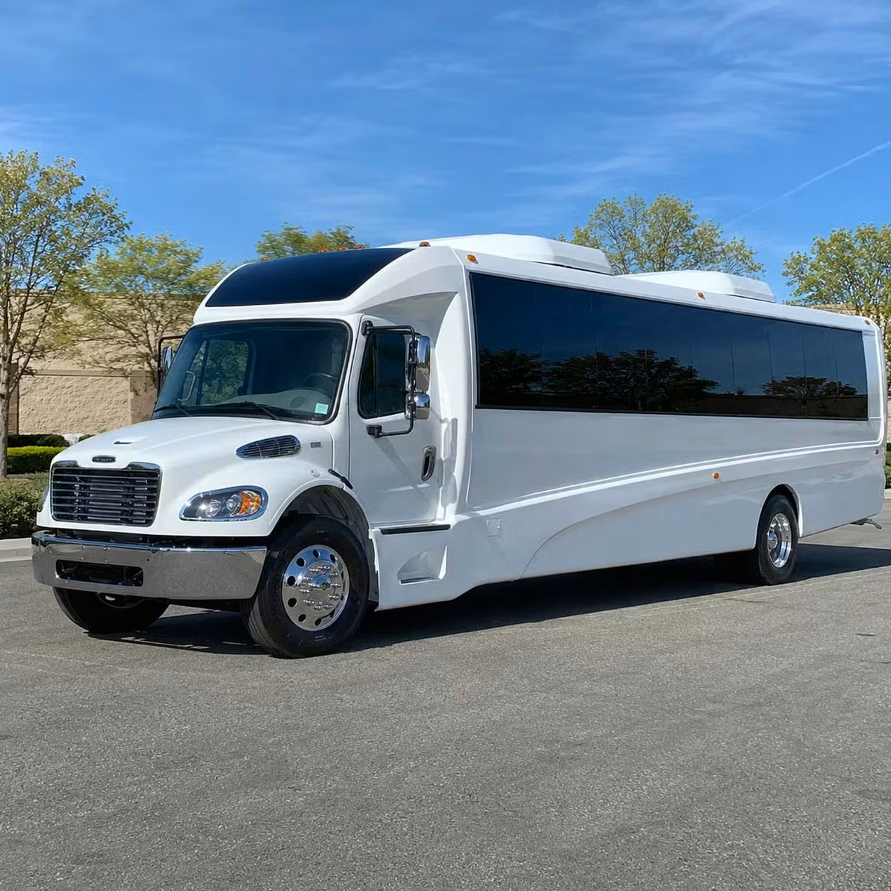 post falls 28 passenger minibus rental