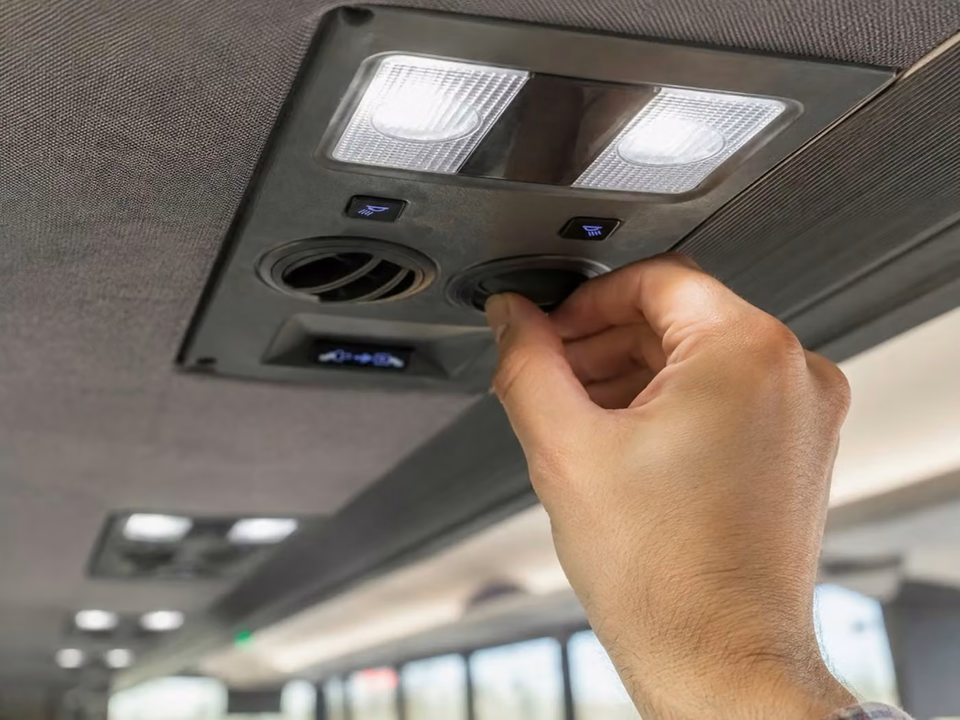 post falls 35 passenger minibus air conditioning
