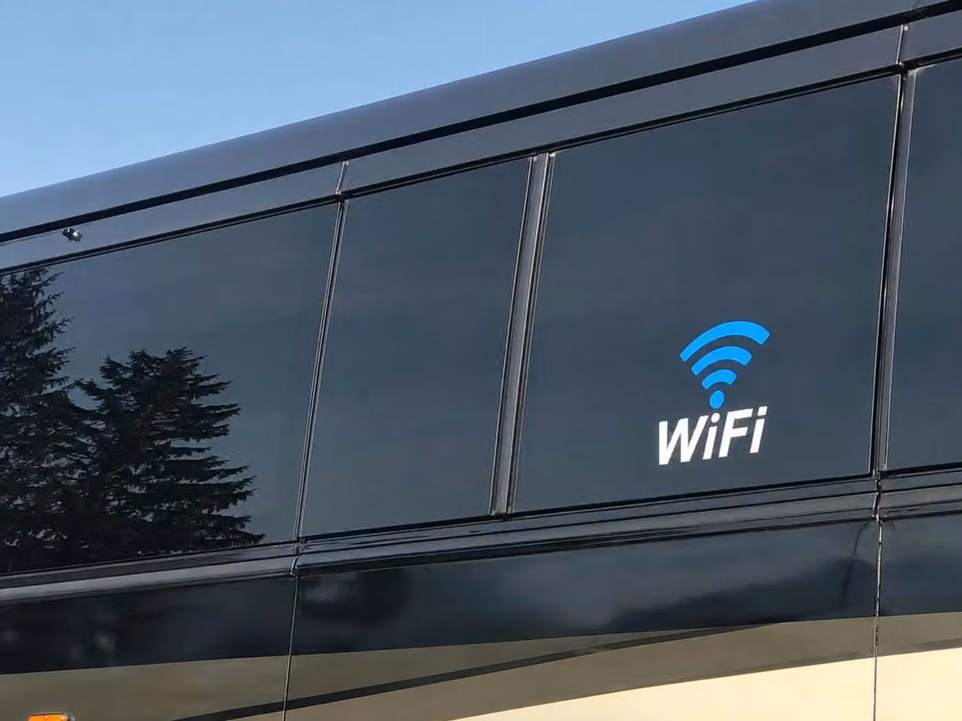 post falls 56 passenger charter bus wifi